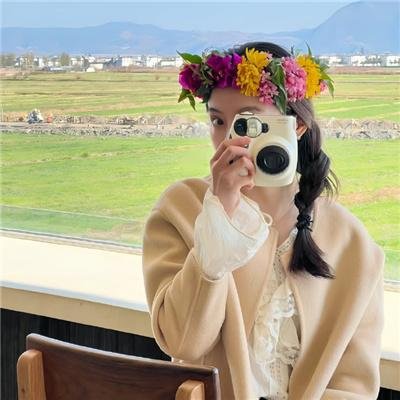 绿野红鸾
